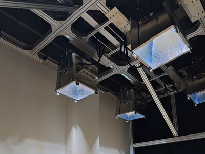 HUD日照模擬試驗(yàn):如何利用全光譜光源提高駕駛安全